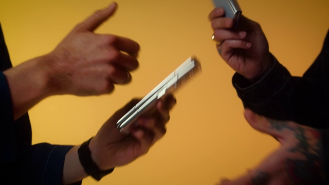 Video Reference: Hand, Finger, Gesture, Thumb, Nail, Hand tool, Wood, Tool, Gadget, Wrist