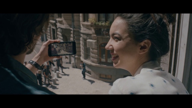 Video Reference: Nose, Hair, Skin, Chin, Eyebrow, Smile, Mouth, Facial expression, Eyelash, Jaw