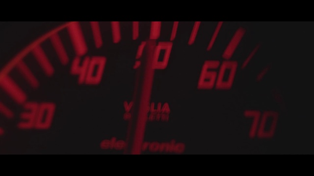 Video Reference: Speedometer, Gauge, Automotive lighting, Odometer, Tachometer, Automotive design, Measuring instrument, Font, Automotive exterior, Auto part