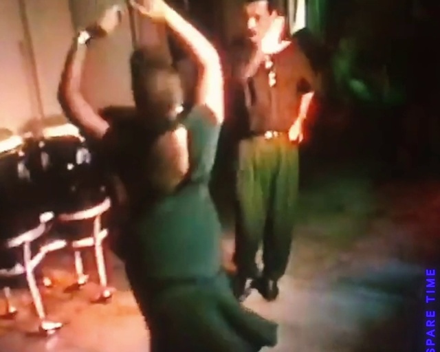 Video Reference: Flash photography, Gesture, Performing arts, Happy, Entertainment, Heat, Musical instrument, Event, Trunk, Dance