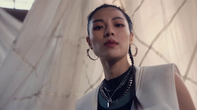 Video Reference: Forehead, Hair, Face, Skin, Head, Lip, Eyebrow, Shoulder, Eye, Eyelash