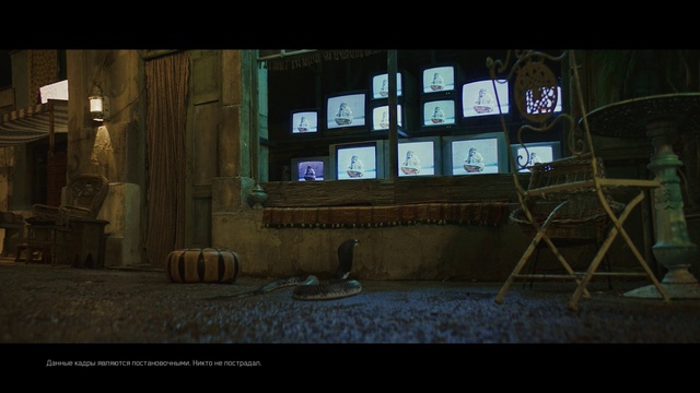 Video Reference: Building, Technology, House, Wood, Display device, Event, Multimedia, Darkness, Projection screen, Room