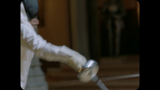 Video Reference: Sleeve, Wood, Elbow, Home appliance, Audio equipment, Human leg, Gadget, Safety glove, Metal, Wrist