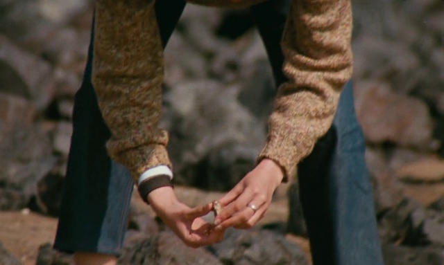 Video Reference: People in nature, Sleeve, Gesture, Wrist, Nail, Human leg, Thumb, Recreation, Plant, Soil