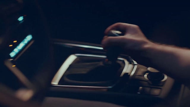 Video Reference: Hand, Vehicle, Window, Automotive mirror, Automotive lighting, Flash photography, Car, Automotive design, Gesture, Steering wheel