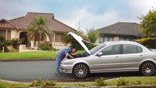 Video Reference: Wheel, Tire, Car, Sky, Cloud, Vehicle, Plant, Window, Automotive tire, Hood