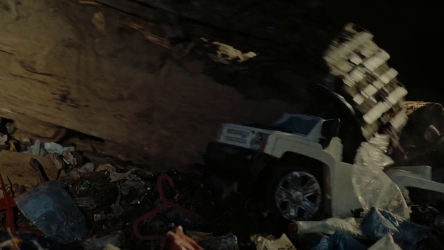 Video Reference: Tire, Wheel, Automotive tire, Tread, Motor vehicle, Bumper, Automotive exterior, Fender, Automotive lighting, Hood