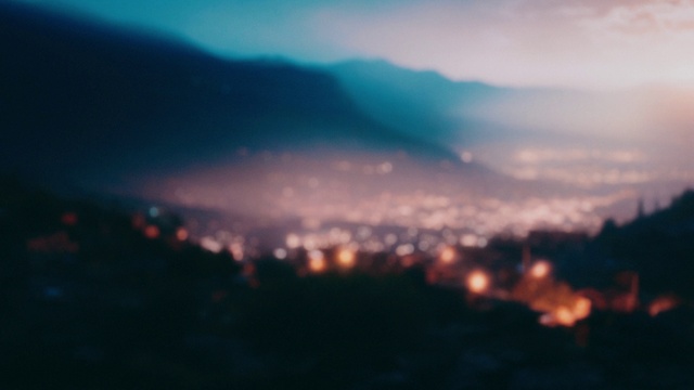 Video Reference: Cloud, Atmosphere, Afterglow, Sky, Mountain, Natural landscape, Atmospheric phenomenon, Dusk, Sunset, Sunrise