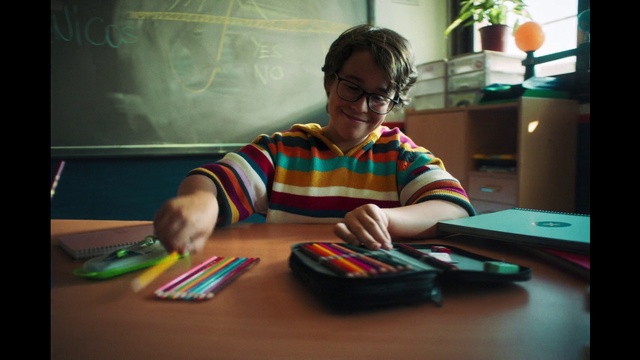 Video Reference: Glasses, Table, Furniture, Toy, Smile, Indoor games and sports, Wood, Fun, Chair, Eyewear