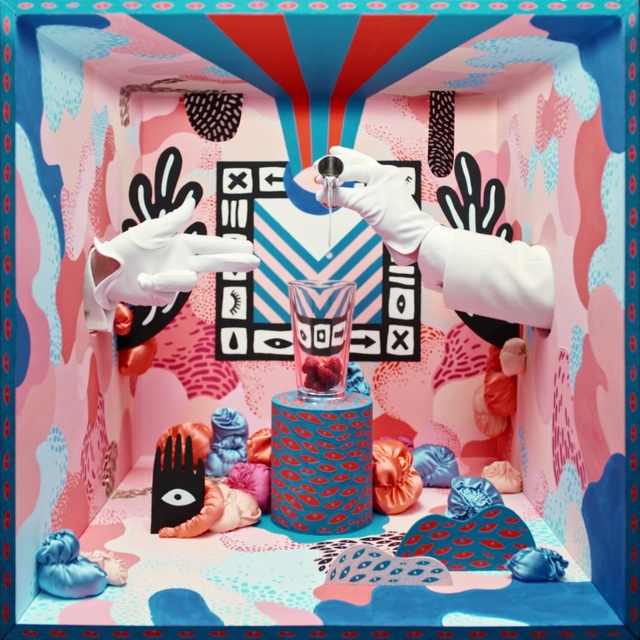 Video Reference: Pink, Rectangle, Font, Magenta, Art, Linens, Pattern, Electric blue, Event, Party supply