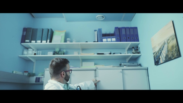 Video Reference: Mirror, Shelf, Vision care, Shelving, Eyelash, Service, Rectangle, Room, Science, Font