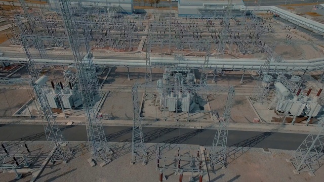 Video Reference: Property, Urban design, Architecture, Landscape, Landmark, Birds-eye view, City, Winter, Building, History