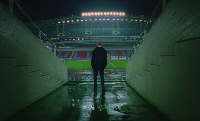 Video Reference: Water, Architecture, Road surface, Asphalt, Tints and shades, Tunnel, Symmetry, Darkness, Space, Concrete