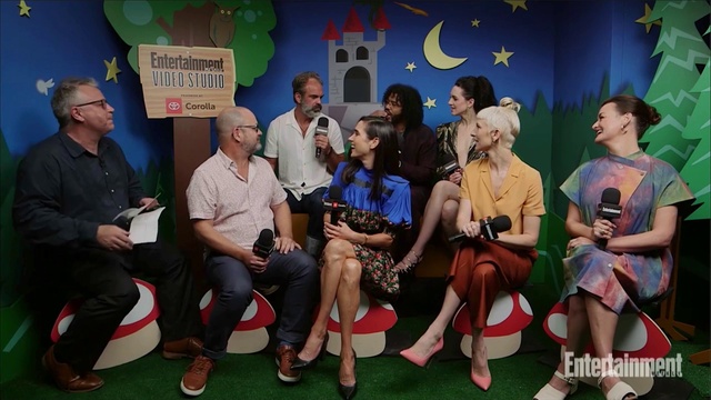 Video Reference: Shorts, Leg, Yellow, Thigh, Leisure, Sneakers, Lap, Recreation, Event, T-shirt