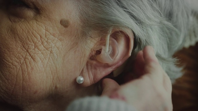 Video Reference: Nose, Cheek, Hand, Eyelash, Beard, Jaw, Ear, Gesture, Wrinkle, Snout