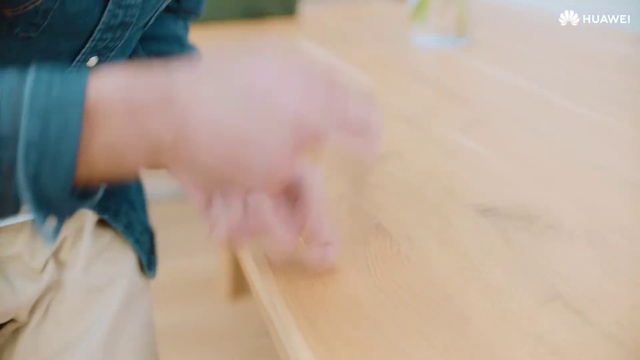 Video Reference: Wood, Gesture, Flooring, Floor, Wood stain, Hardwood, Thumb, Nail, Knee, Wrist