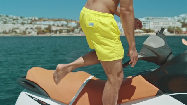 Video Reference: Joint, Shorts, Water, Photograph, Shoulder, Muscle, Trunks, Azure, Thigh, Knee