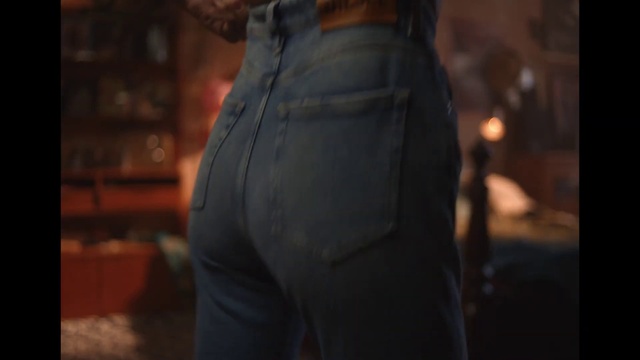 Video Reference: Sleeve, Flash photography, Street fashion, Fashion design, Tints and shades, Blazer, Formal wear, Electric blue, Event, Denim