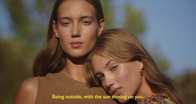 Video Reference: Hair, Lip, Chin, People in nature, Human, Flash photography, Happy, Iris, Gesture, Eyelash