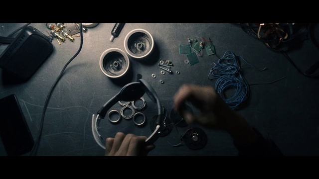 Video Reference: Automotive lighting, Automotive design, Vehicle, Flash photography, Gear shift, Grey, Automotive tire, Motor vehicle, Vehicle door, Steering wheel