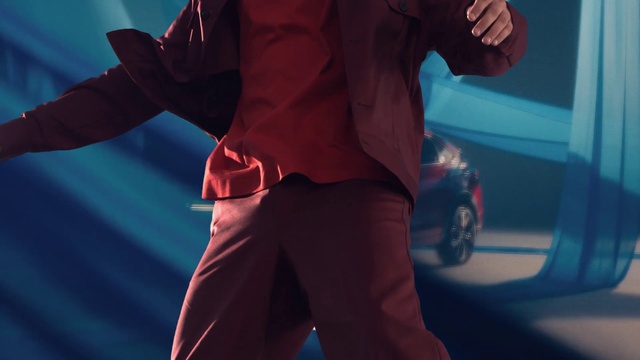 Video Reference: Shoulder, Human body, Sleeve, Standing, Tire, Gesture, Waist, Pink, Elbow, Red