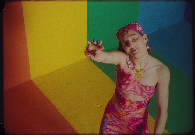 Video Reference: Flash photography, Gesture, Pink, Artist, Art, Magenta, Fun, Fashion design, Leisure, Trunk