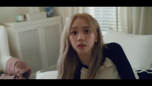 Video Reference: Nose, Cheek, Lip, Chin, Mouth, Eyelash, Ear, Jaw, Gesture, Smile