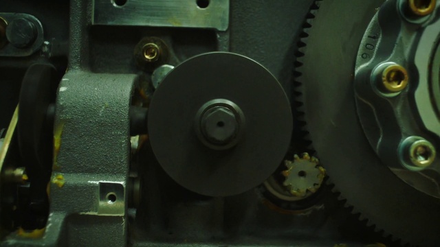 Video Reference: Automotive tire, Rim, Automotive wheel system, Motor vehicle, Gas, Engineering, Audio equipment, Machine, Auto part, Tread