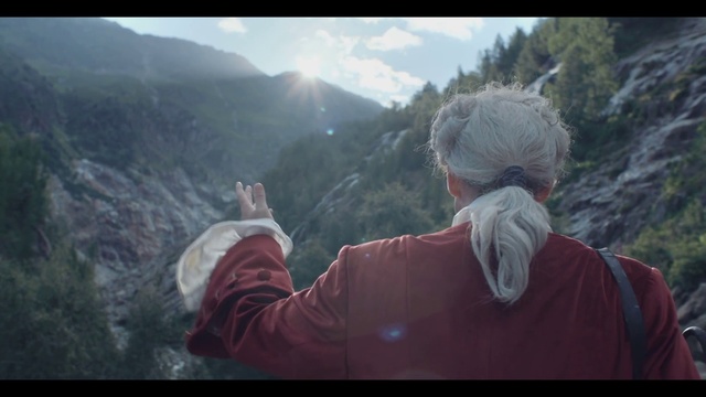 Video Reference: Cloud, Hand, Sky, Mountain, Gesture, Organism, Highland, Flash photography, Travel, Natural landscape