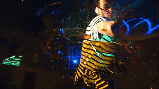 Video Reference: Entertainment, Flash photography, Electricity, Performing arts, Water, Electric blue, Artist, Midnight, Event, Darkness