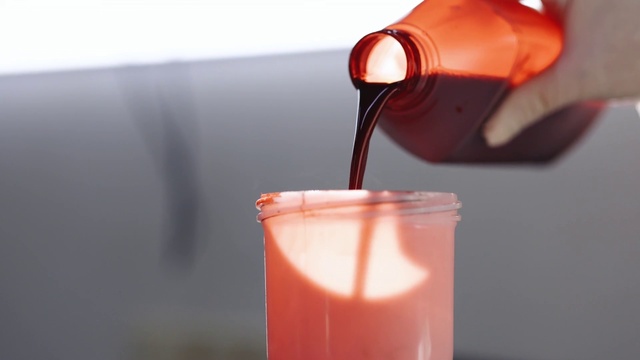 Video Reference: Liquid, Juice, Drinking straw, Fluid, Cocktail, Drink, Bay breeze, Ingredient, Alcoholic beverage, Non-alcoholic beverage
