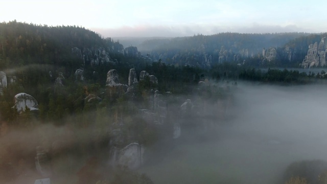 Video Reference: Atmosphere, Sky, Natural environment, Cloud, Natural landscape, Fog, Water, Mountain, Tree, Landscape