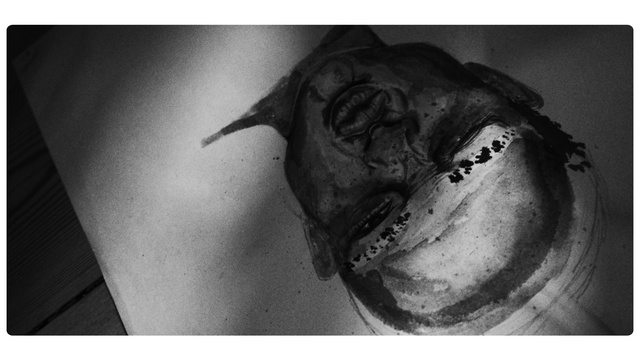 Video Reference: Eye, Flash photography, Jaw, Black-and-white, Gesture, Grey, Style, Wrinkle, Tints and shades, Monochrome