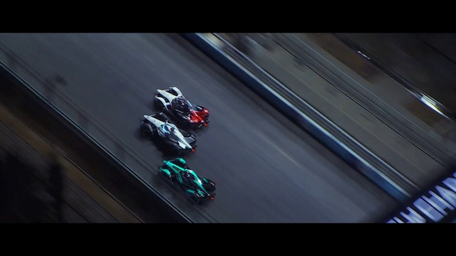 Video Reference: Tire, Wheel, Motorcycle, Vehicle, Automotive tire, Automotive lighting, Motor vehicle, Automotive design, Race track, Motorcycle racer