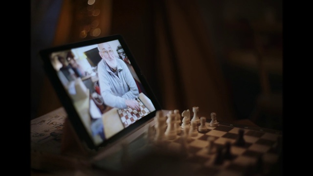 Video Reference: Communication Device, Mobile phone, Gadget, Telephony, Mobile device, Portable communications device, Curtain, Display device, Multimedia, Tablet computer