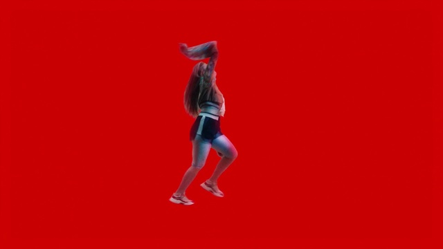 Video Reference: Shorts, Arm, Sportswear, Knee, Sneakers, Font, Thigh, Player, Athlete, Recreation