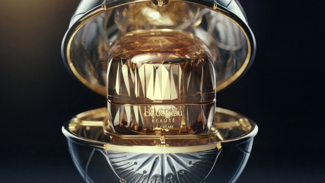 Video Reference: Drinkware, Liquid, Barware, Fluid, Drink, Automotive lighting, Serveware, Tableware, Automotive light bulb, Dishware