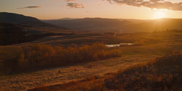 Video Reference: Cloud, Sky, Plant, Mountain, Ecoregion, Light, Natural landscape, Nature, Natural environment, Highland