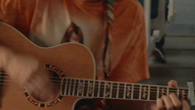 Video Reference: Musical instrument, Guitar, Musician, Guitar accessory, Musical instrument accessory, Wood, String instrument accessory, Finger, String instrument, Plucked string instruments