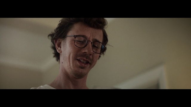 Video Reference: Forehead, Glasses, Nose, Cheek, Vision care, Smile, Eyewear, Eyelash, Ear, Jaw