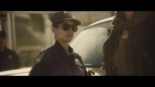 Video Reference: Glasses, Goggles, Vision care, Sunglasses, Flash photography, Hat, Eyewear, Gesture, Sun hat, Cap