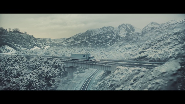Video Reference: Cloud, Sky, Mountain, Snow, Slope, Automotive tire, Natural landscape, Highland, Freezing, Atmospheric phenomenon