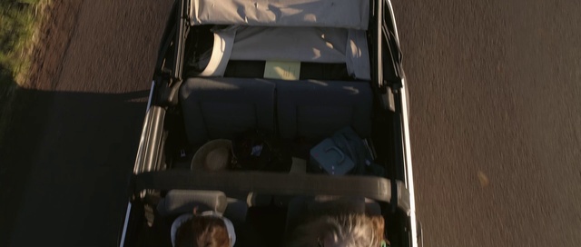 Video Reference: Hood, Automotive lighting, Motor vehicle, Vehicle, Automotive design, Automotive tire, Automotive exterior, Automotive mirror, Vehicle door, Bumper