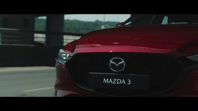 Video Reference: Grille, Car, Hood, Vehicle, Automotive tire, Automotive lighting, Motor vehicle, Automotive mirror, Bumper, Automotive design