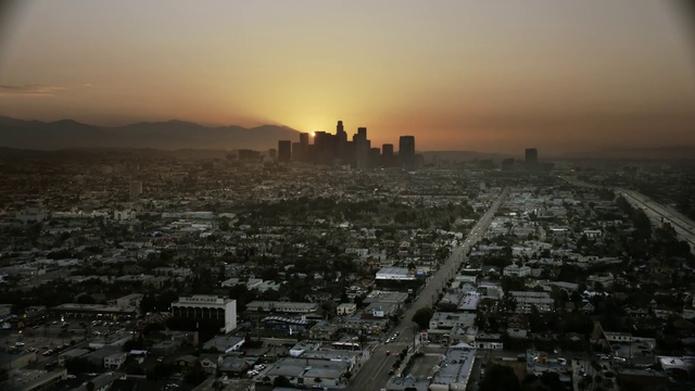 Video Reference: Sky, Building, Cloud, Atmosphere, Daytime, Skyscraper, Nature, Tower block, Afterglow, Urban design