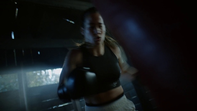 Video Reference: Flash photography, Elbow, Brassiere, Thigh, Chest, Vest, Trunk, Musician, Belt, Abdomen