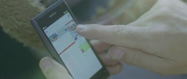 Video Reference: Hand, Communication Device, Mobile phone, Finger, Gesture, Portable communications device, Gadget, Thumb, Telephony, Mobile device