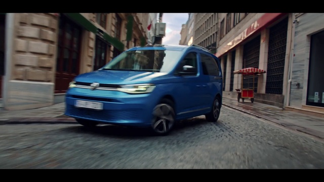 Video Reference: Automotive parking light, Wheel, Tire, Vehicle, Land vehicle, Car, Vehicle registration plate, Automotive side-view mirror, Automotive lighting, Automotive side marker light