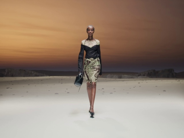 Video Reference: Sky, Shoulder, Leg, Flash photography, Gesture, Waist, Thigh, People in nature, Fashion design, Fashion model