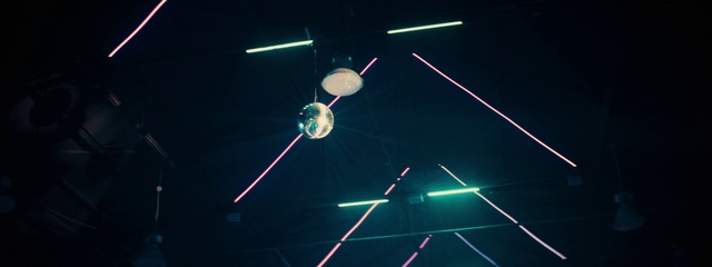 Video Reference: Light, Line, Visual effect lighting, Lens flare, Font, Technology, Electricity, Entertainment, Space, Circle